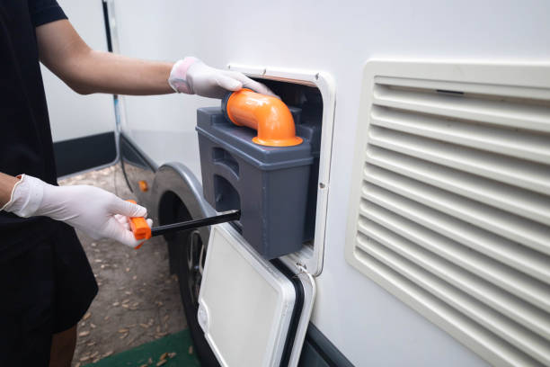 Porta potty delivery and setup in Sesser, IL